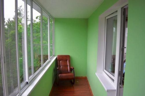 Фото внутренней отделки балкона