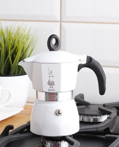 Кофеварка гейзерного типа принцип работы: виды кофемашин, устройство капельной и помповой, видео, рожковая