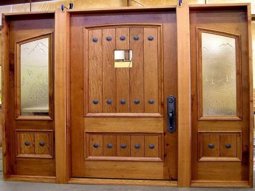 Установка деревянных дверей: как установить коробку своими руками, видео, петли для входных м межкомнатных дверей