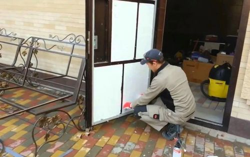 Утеплитель для входной двери: как утеплить китайскую металлическую дверь, частный дом своими руками, видео
