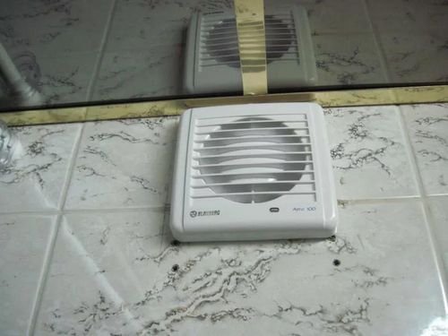 Вытяжной вентилятор в ванную комнату: центробежный для вытяжки, монтаж канального, установка и виды туалета