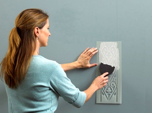 Декоративная отделка стен своими руками: идеи для оформления штукатуркой, обоями, панелями