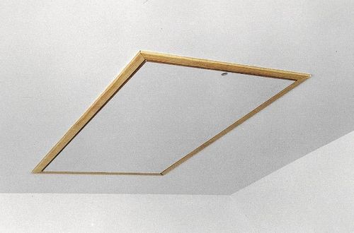 Лаз в потолке на чердак - как его красиво заделать?