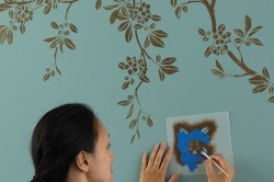 Трафареты для покраски стен своими руками: как выполнять рисунки?