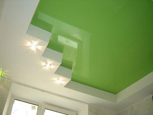 Зеркальный натяжной потолок: фото с эффектом, отзывы в ванной, цветное глянцевое полотно, фактура пленки